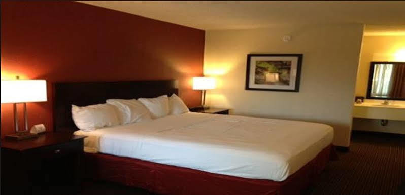 Ramada By Wyndham Salt Lake City North Temple ภายนอก รูปภาพ